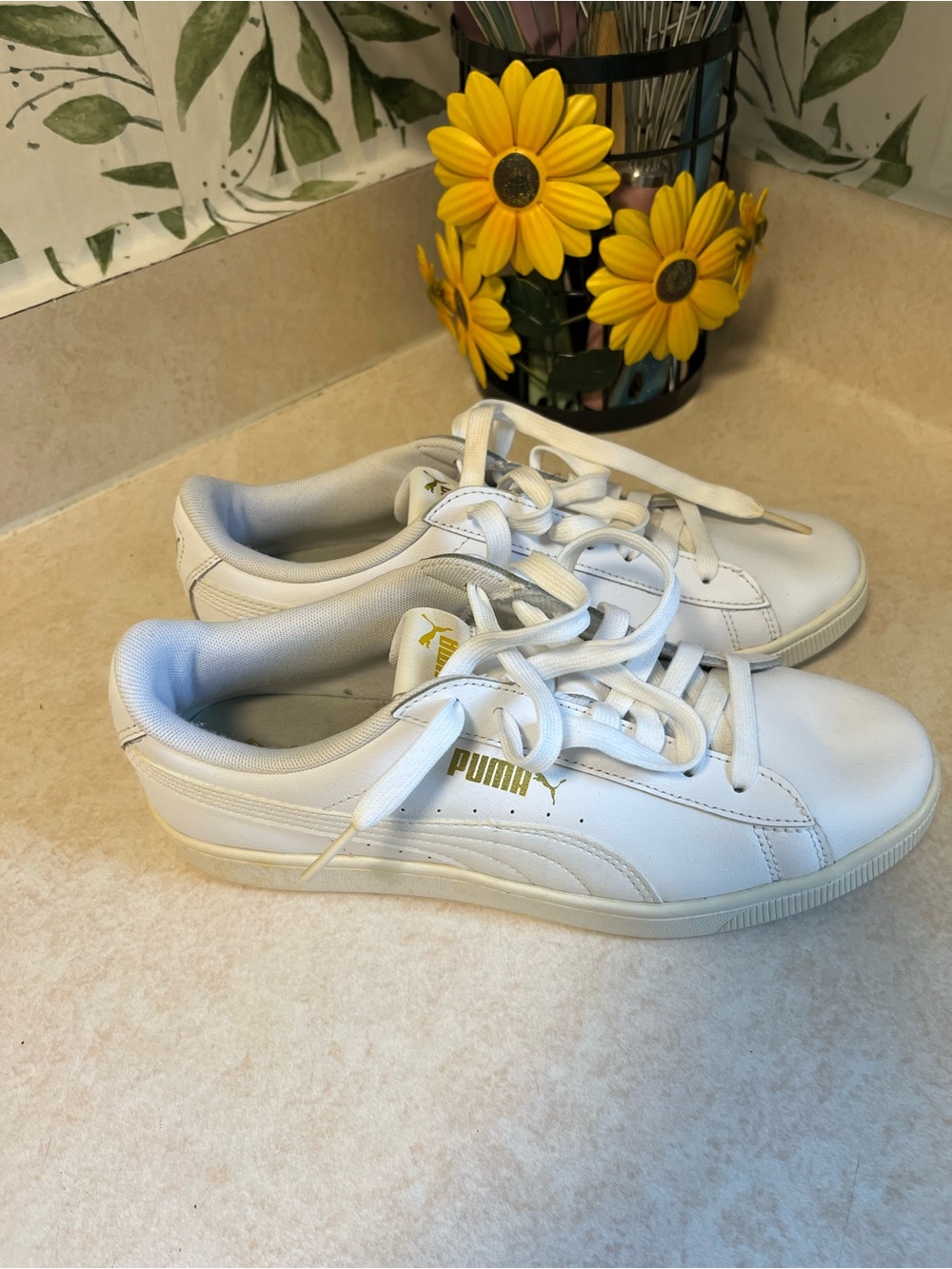 Puma White Low-Top Sneakers with Gold Logo